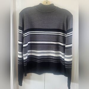 Womens Sag Harbor Lightweight Sweater. Medium